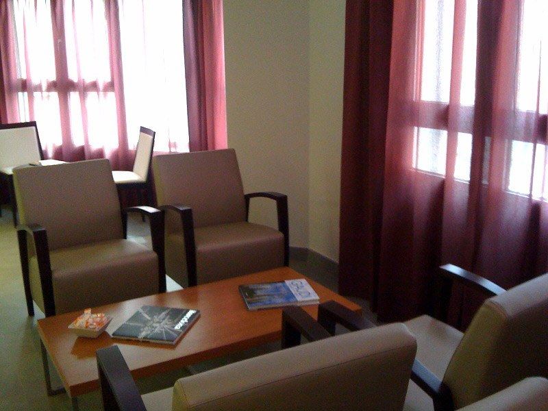 Hotel Madanis Liceo L'Hospitalet de Llobregat Exteriör bild